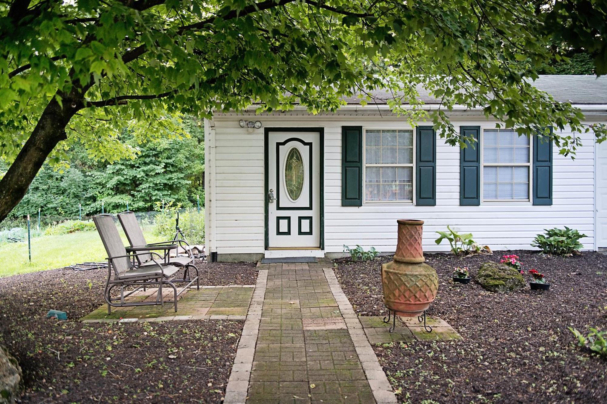 Berry Patch Bnb Lebanon Exterior photo